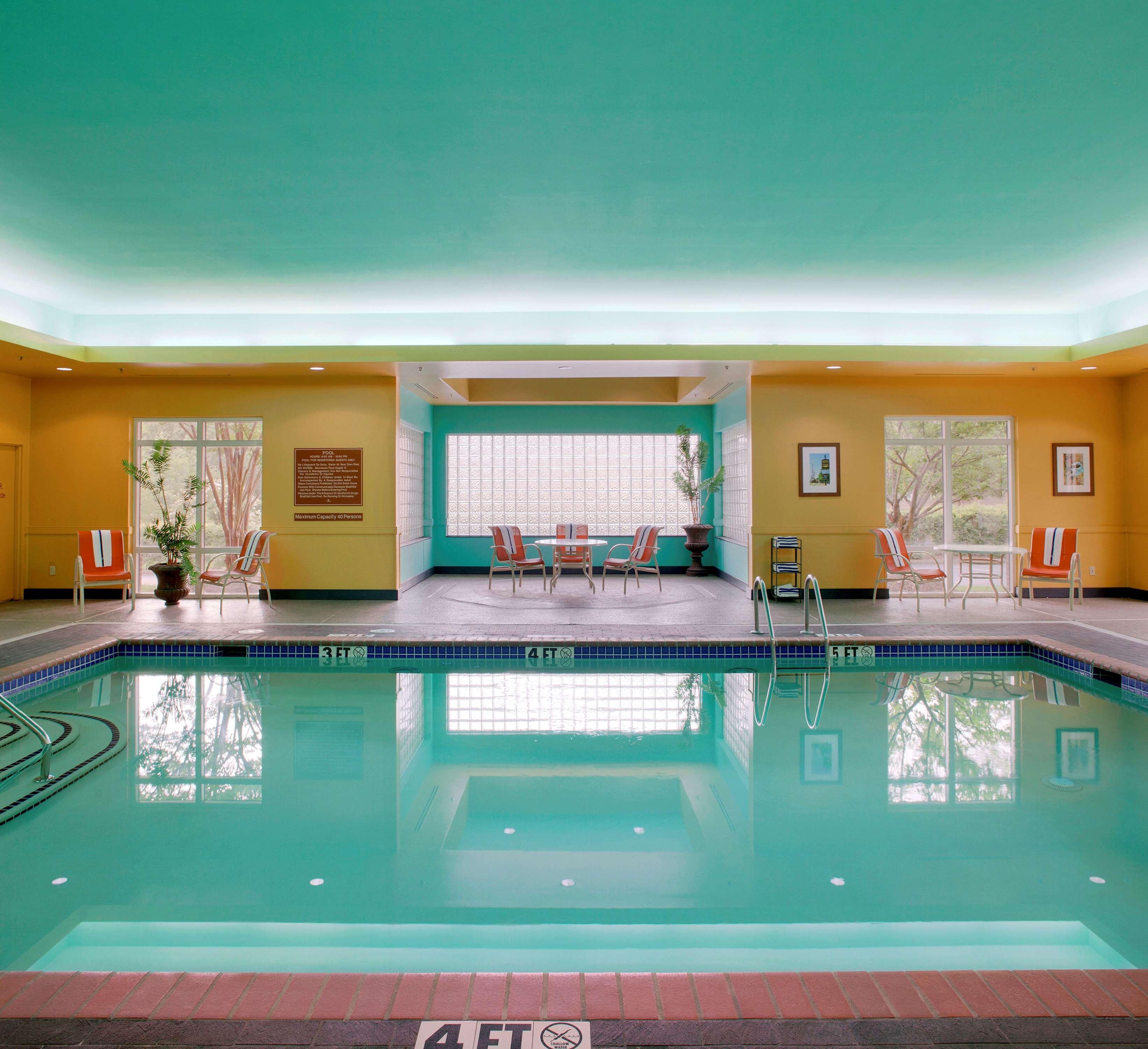 Hotel Hampton & West 3*