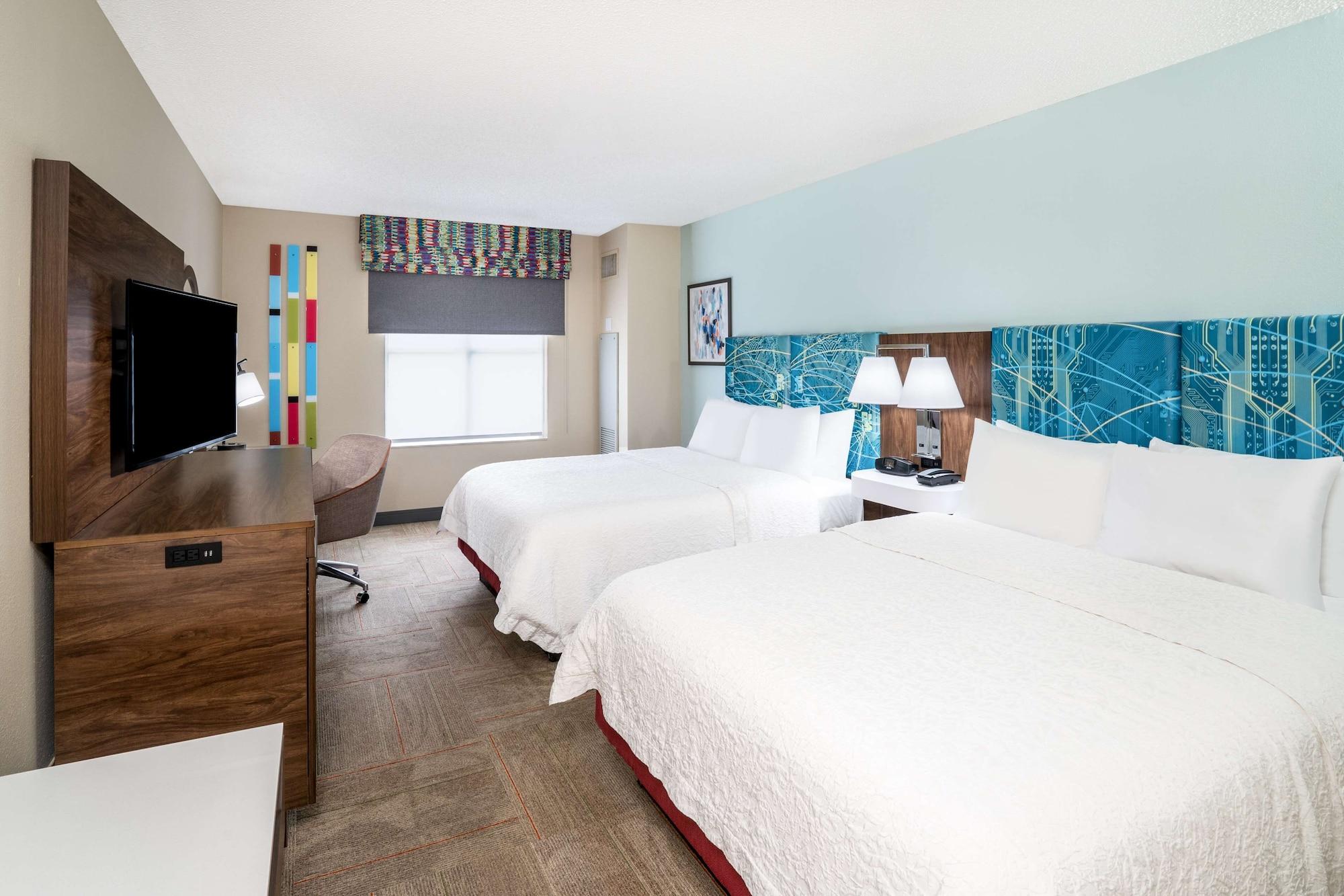 Hotel Hampton & West 3*