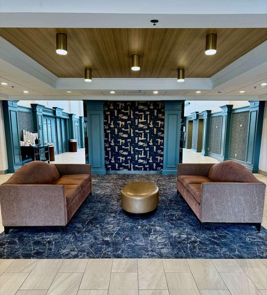 Hampton & West 3* Little Rock