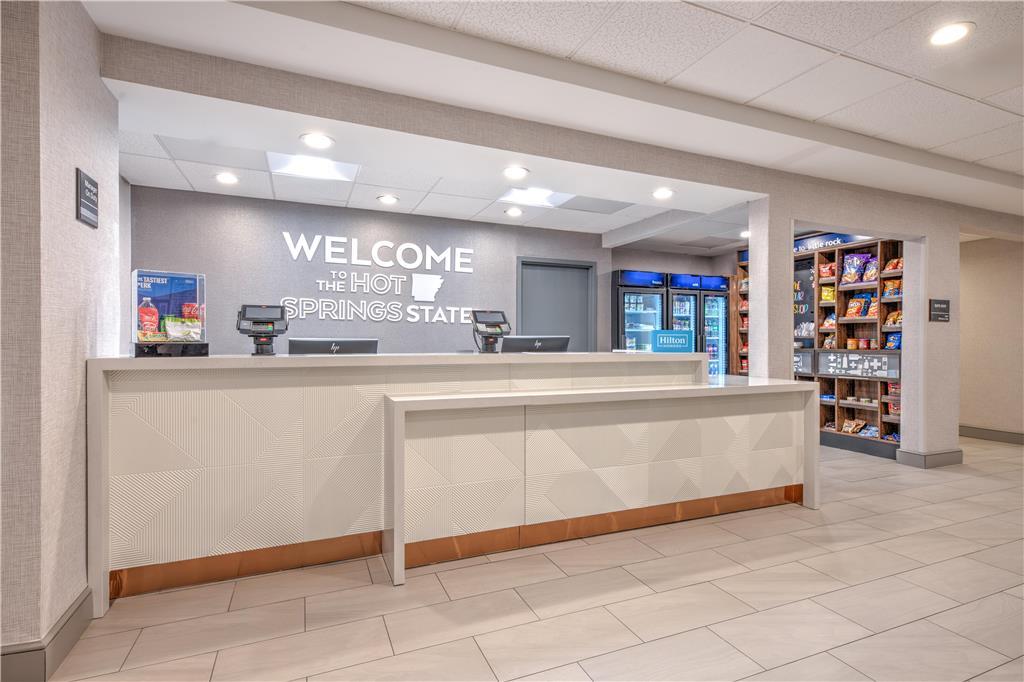 Hampton & West Hotel 3*