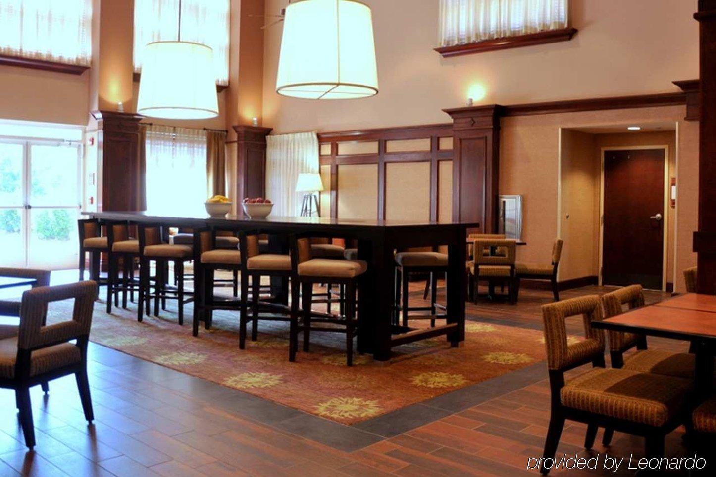 Hotel Hampton & West 3*